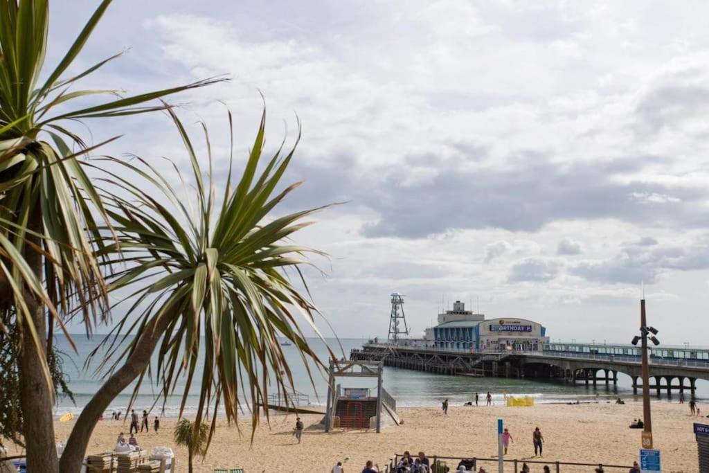 The Pad By The Beach Penthouse Apartment With Sunset And City Views Bournemouth Eksteriør billede