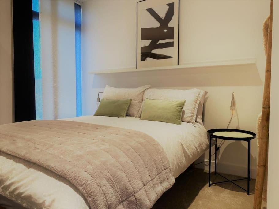 The Pad By The Beach Penthouse Apartment With Sunset And City Views Bournemouth Eksteriør billede